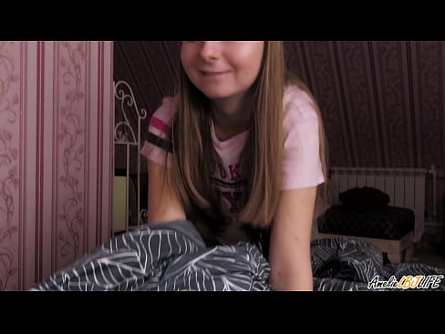 ❤️ Blondie анын BFF анын терең соруп жана анын оозуна сперма алат ️ Секс ky.eviewporn.ru